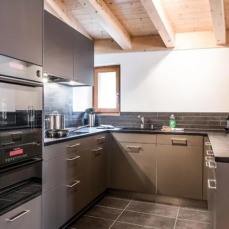 Titlis 4-zimmer 11 By Interhome